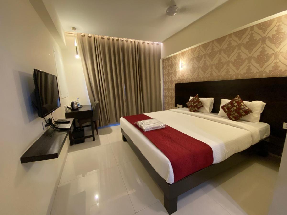 Hotel Singh'S By Wb Inn, Vashi, 纳威孟买 外观 照片